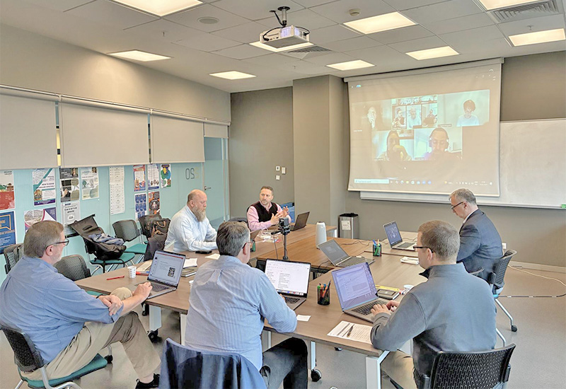 The HyCOMM – Designing an AI-Enriched Hyflex Learning Community for Higher Education Teachers